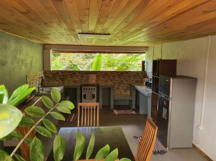 Appartement Ohana Location Ravissant Appart Spacieux Parking Gratuit A Uturoa Extérieur photo